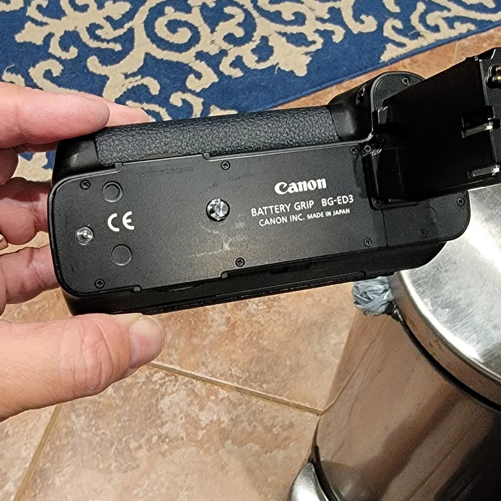 CANON EOS 10D Digital & Canon 28-80mm Lens, Complete